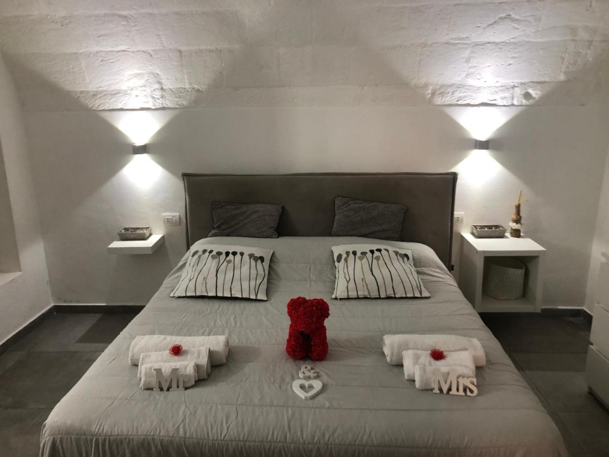 Casa Vacanze Antiche Mura E Poi 모노폴리 외부 사진