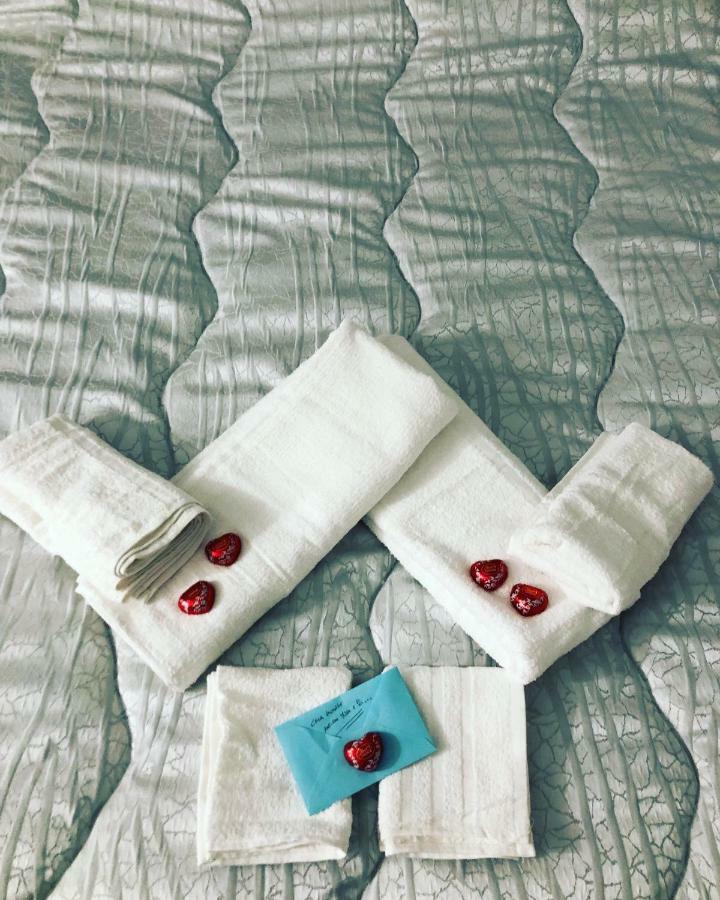 Casa Vacanze Antiche Mura E Poi 모노폴리 외부 사진