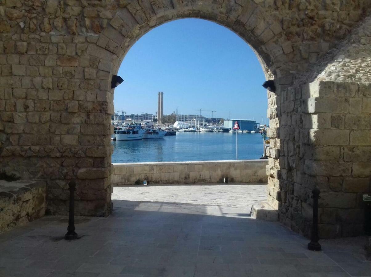Casa Vacanze Antiche Mura E Poi 모노폴리 외부 사진