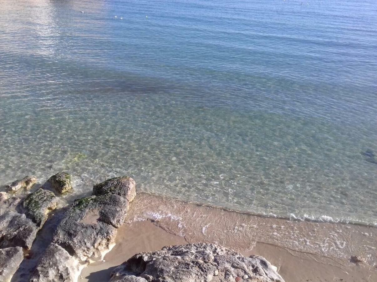 Casa Vacanze Antiche Mura E Poi 모노폴리 외부 사진