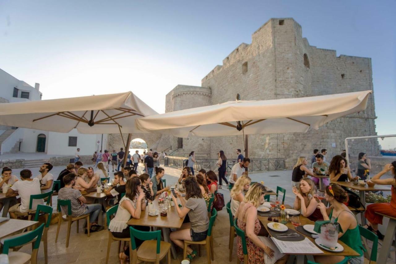 Casa Vacanze Antiche Mura E Poi 모노폴리 외부 사진