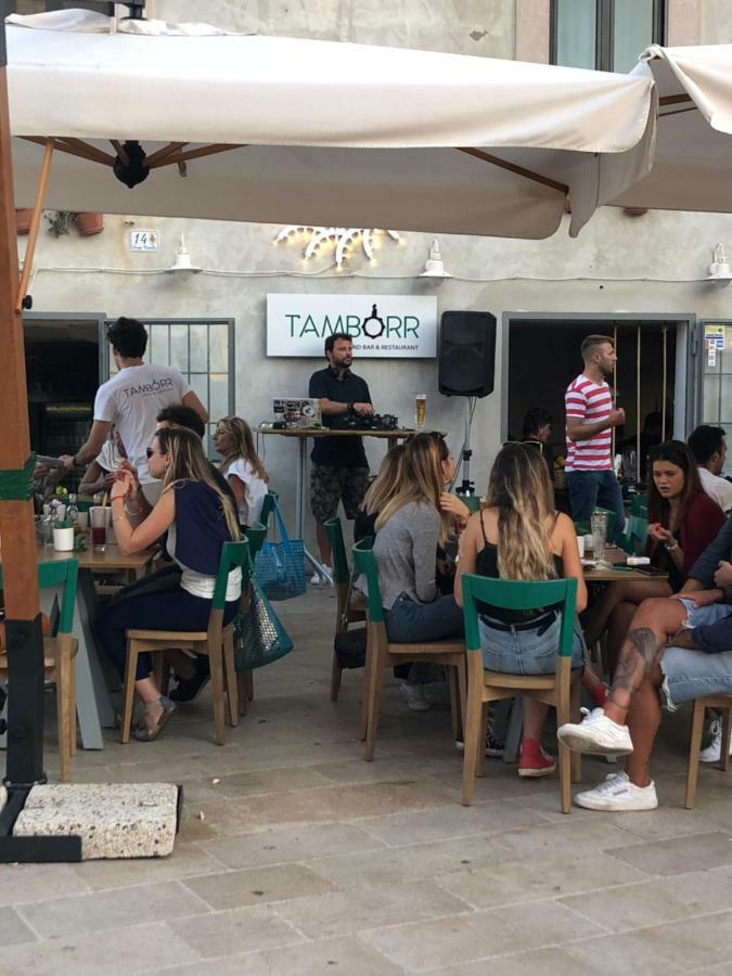 Casa Vacanze Antiche Mura E Poi 모노폴리 외부 사진